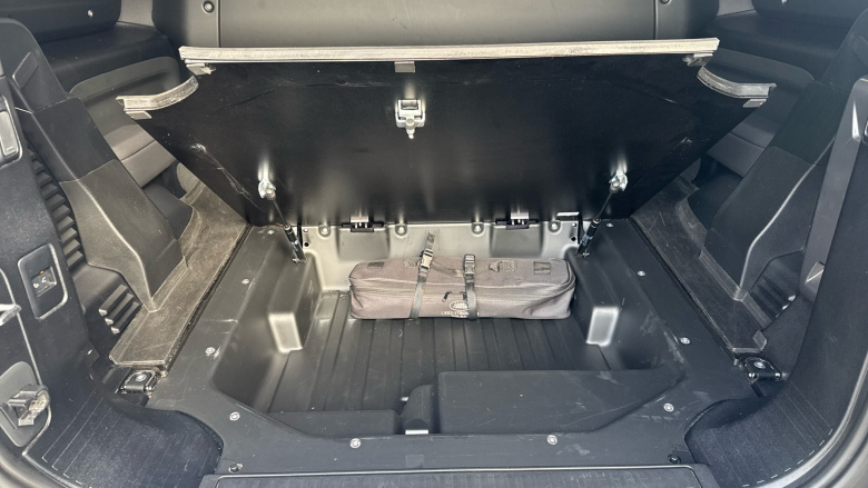 Land Rover Defender 90 Diesel 3.0 D250 Hard Top Auto